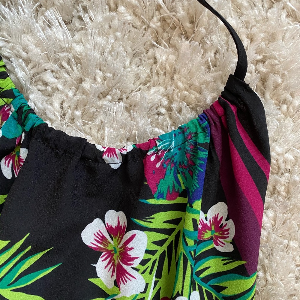 Summer Top ✨ - Picture 6 of 7